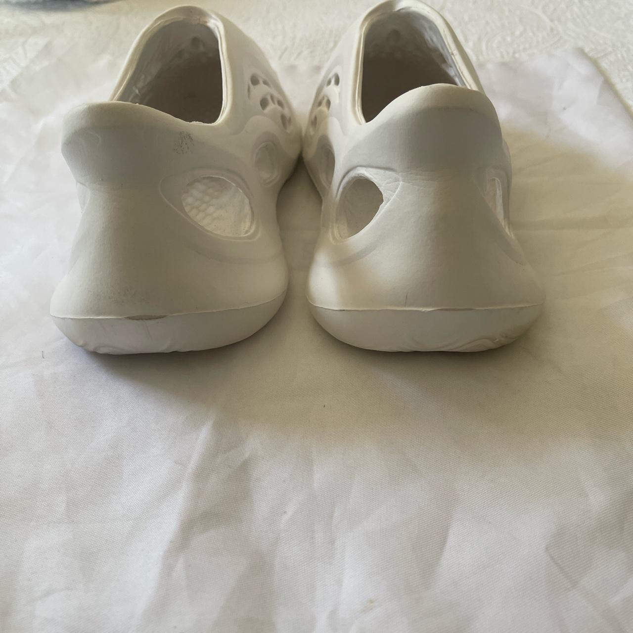 faux yeezy foam runner