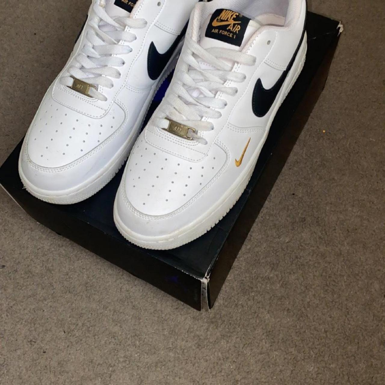 worn nike air force 1