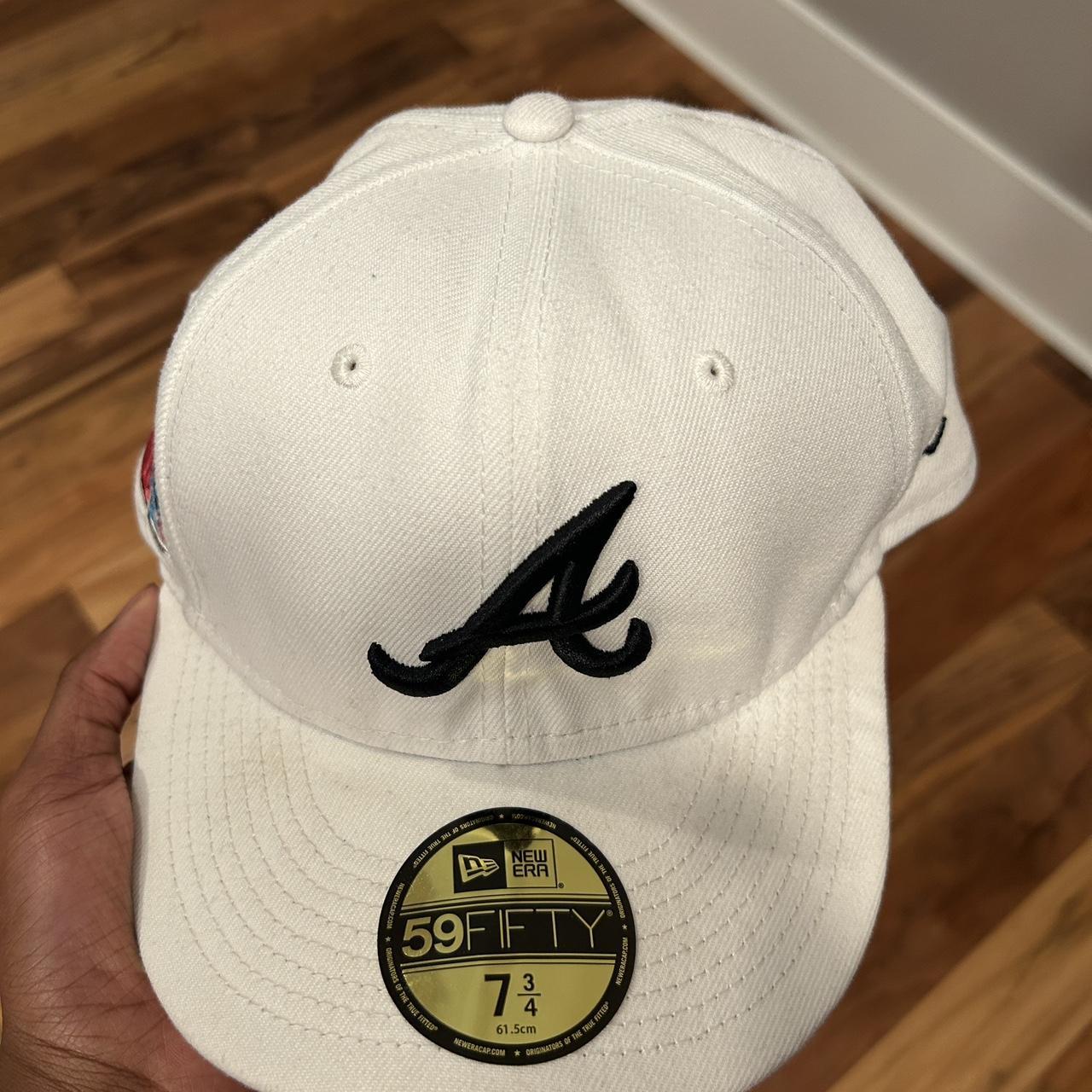 NEW Mens Atlanta Braves Baseball Cap Fitted Hat Multi Size White