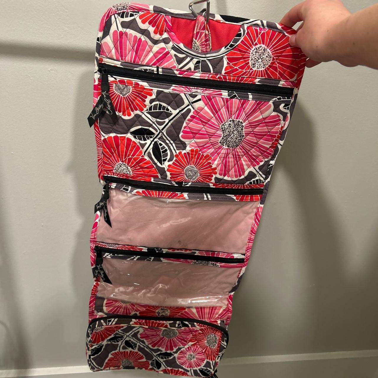 Vera bradley clearance hanging toiletry bag