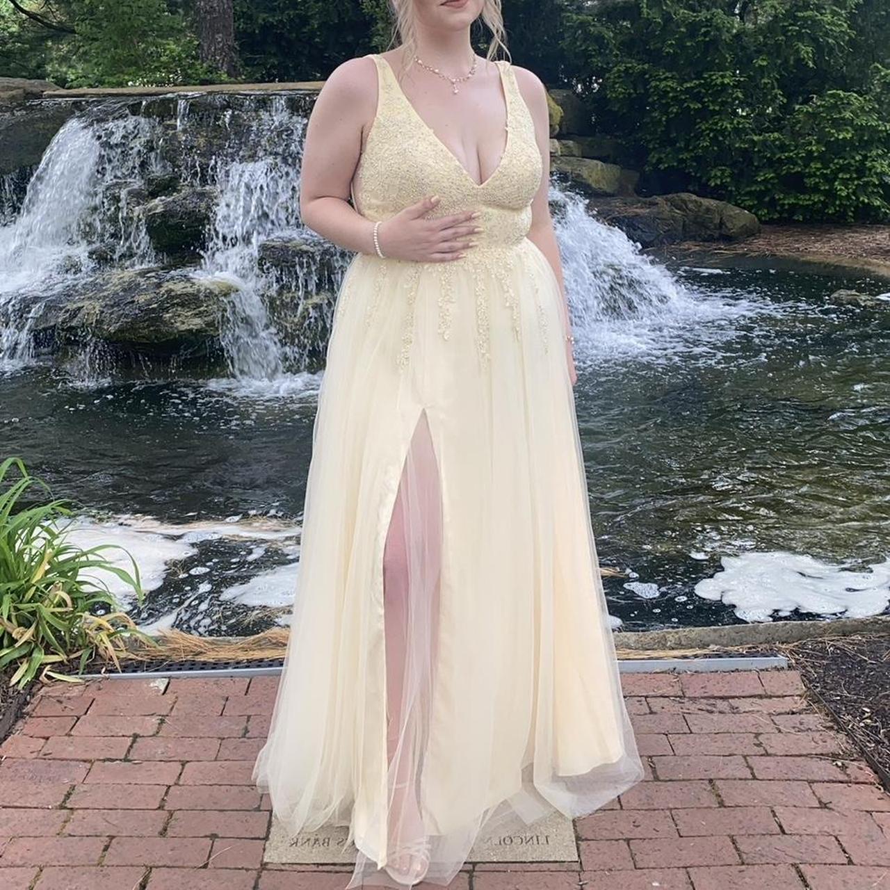 David's bridal best sale yellow dress