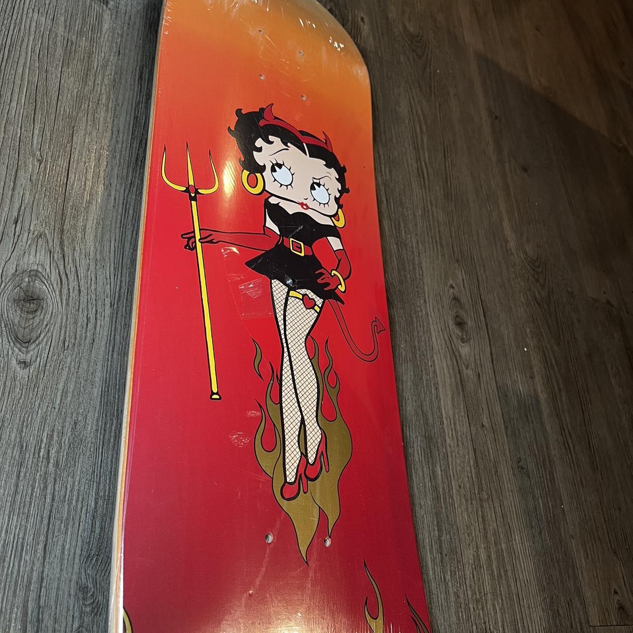 COLORBARS Betty Boop Skateboard 8.25 Brand new.... - Depop