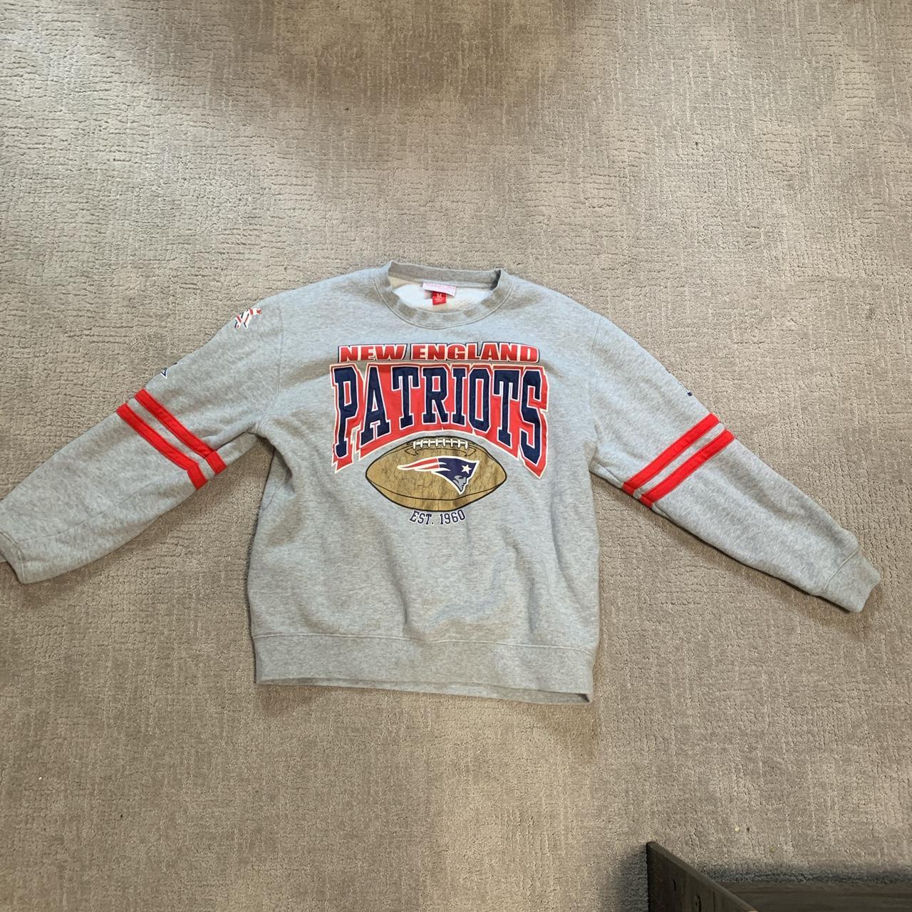 Mitchell and outlet ness patriots sweatshirt