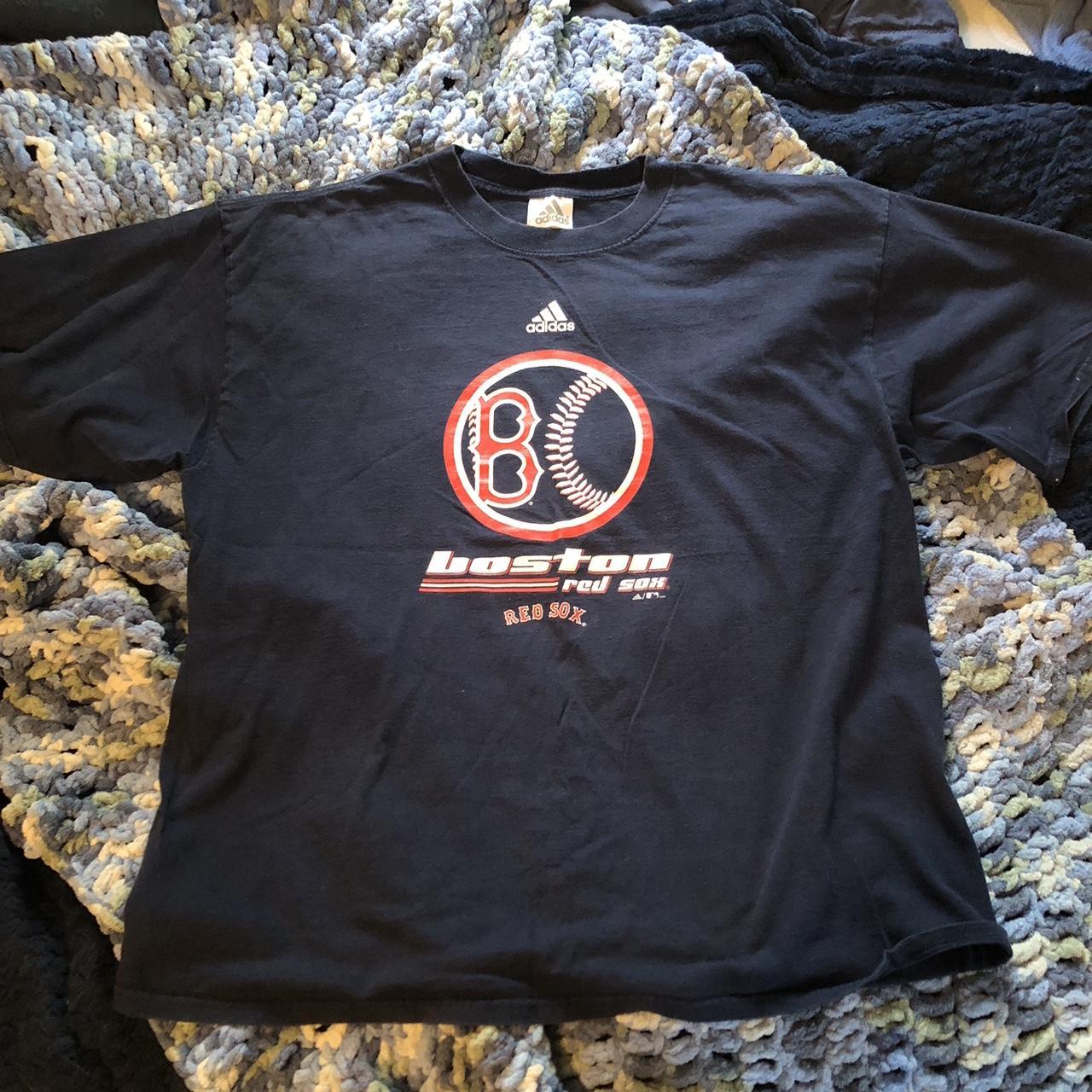 2004 Boston Red Sox shirt Size XL Flaws shown in - Depop