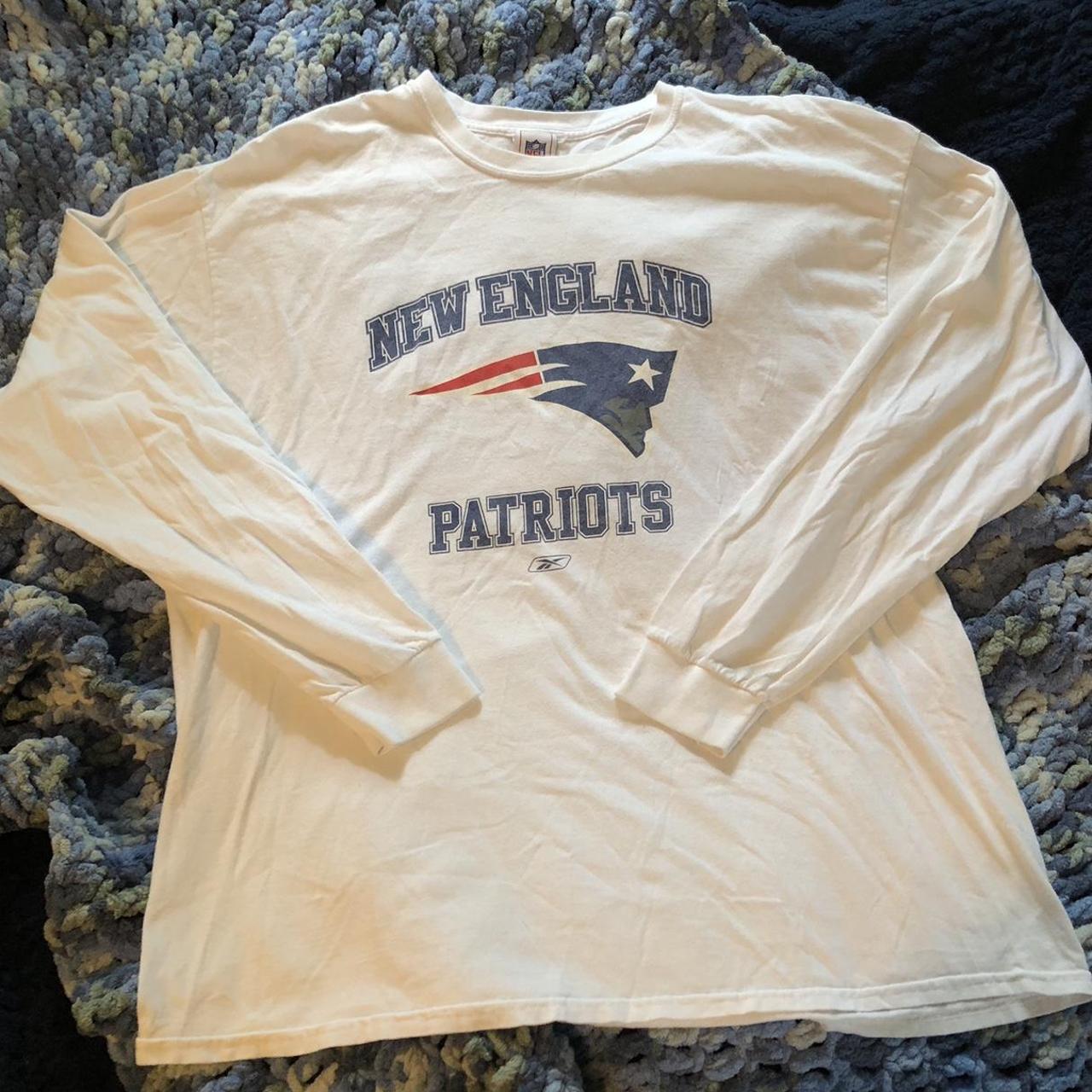 Vintage 90's New England Patriots White Longsleeve Shirt 