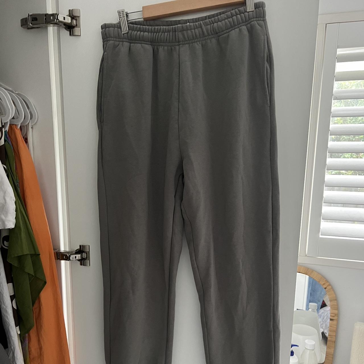 Glassons Trackies Size L Only worn once... Depop