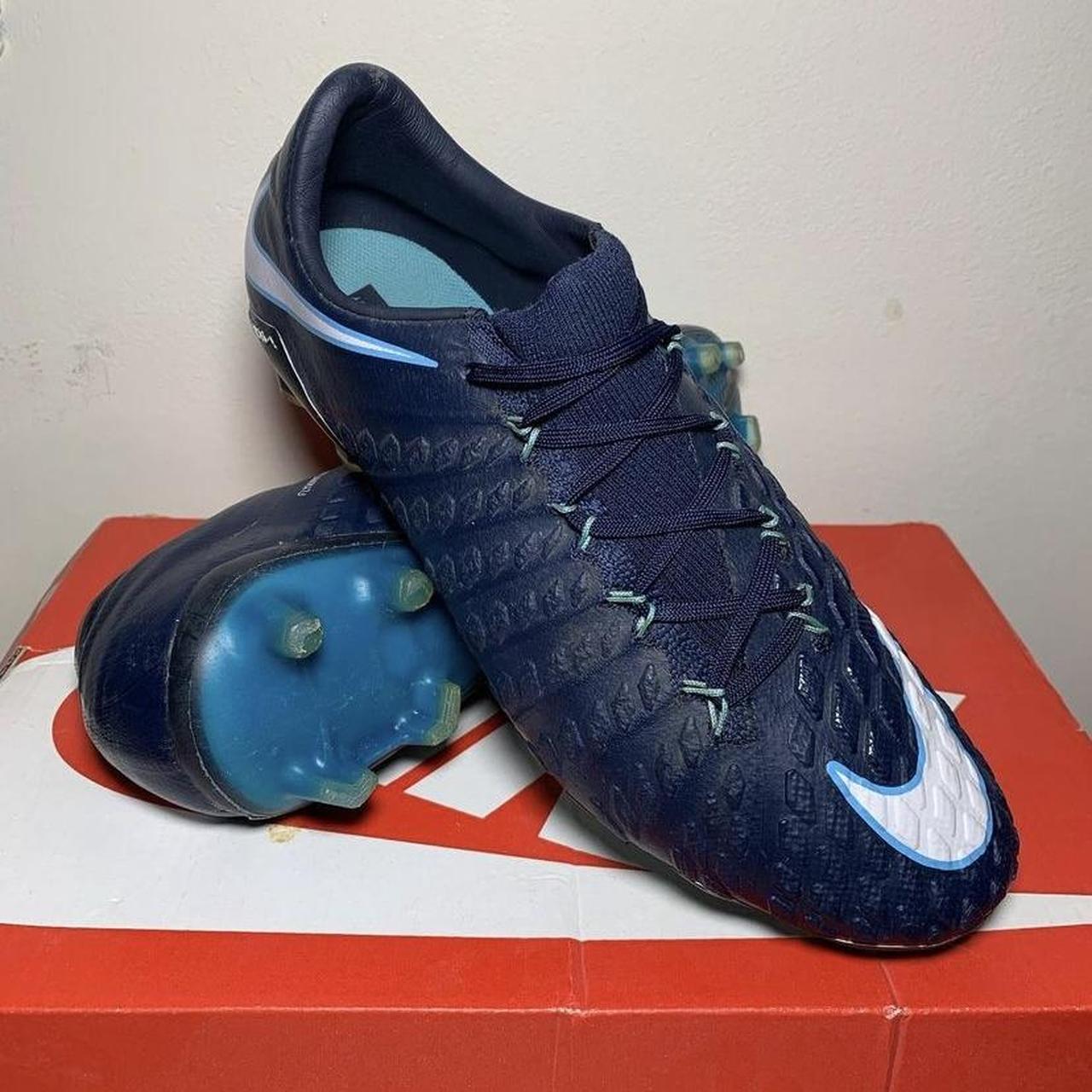 Nike hypervenom navy hotsell