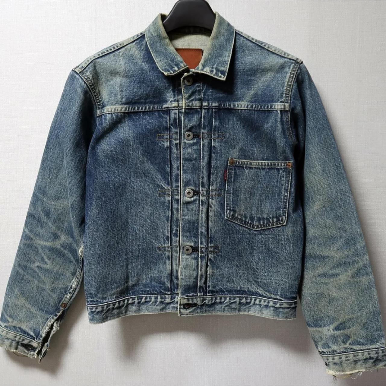 90 Vintage Levi’s Denim Jacket type 1 Amazing type... - Depop