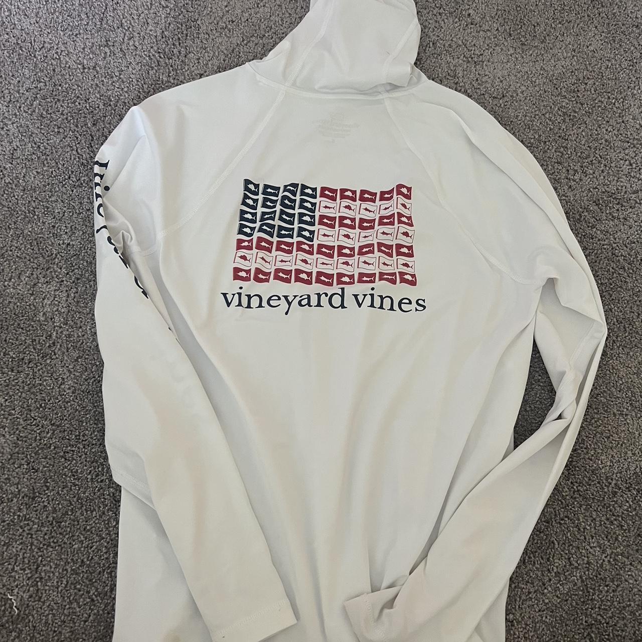 Vineyard Vines American Flag Fisherman Sun-resistant - Depop