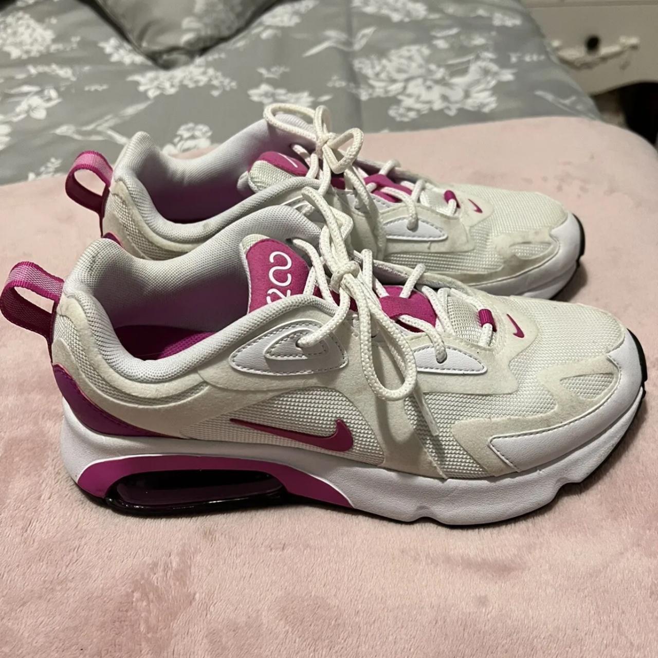 nike air max 200 womens white and pink