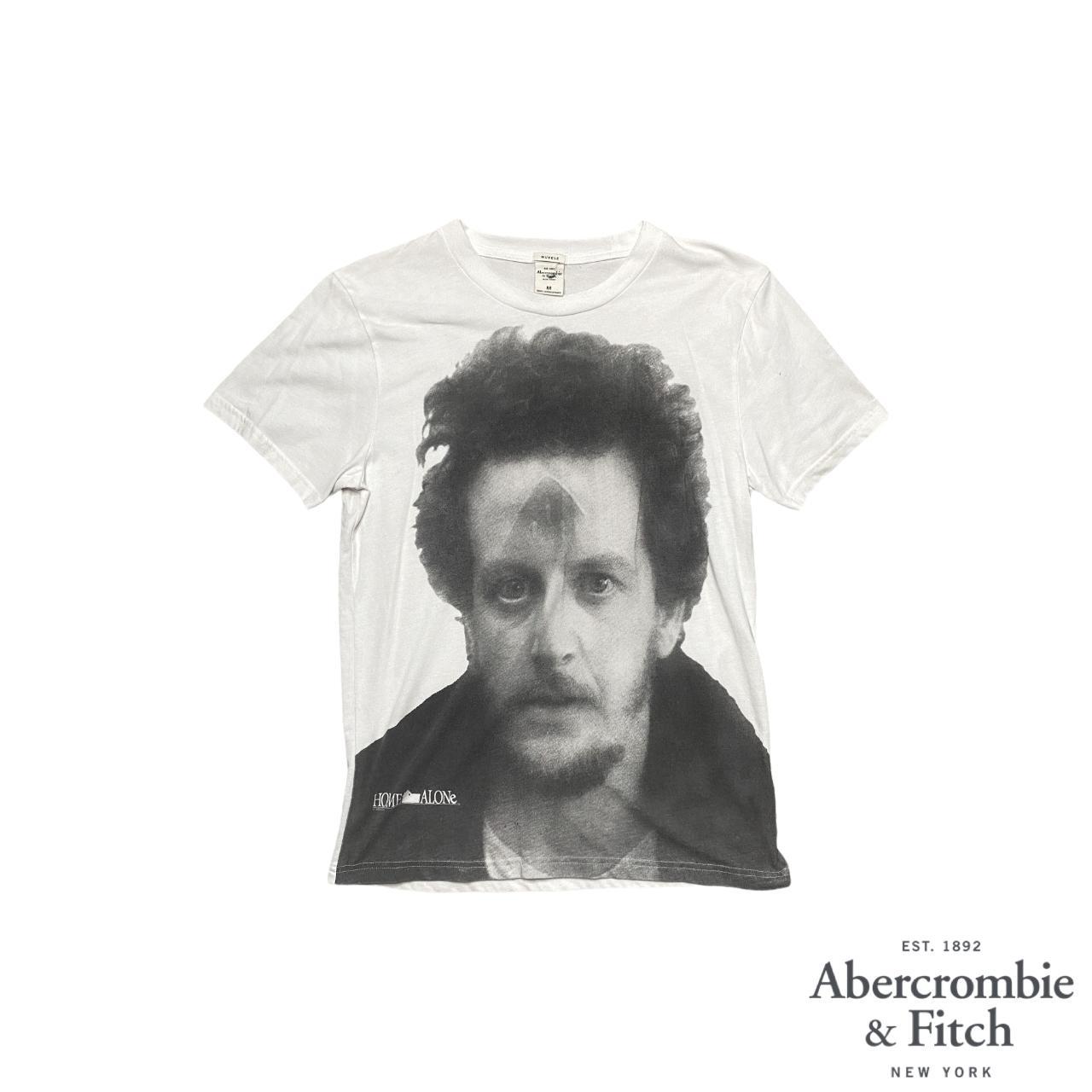 Abercrombie & Fitch Men's White and Black Tshirt Depop