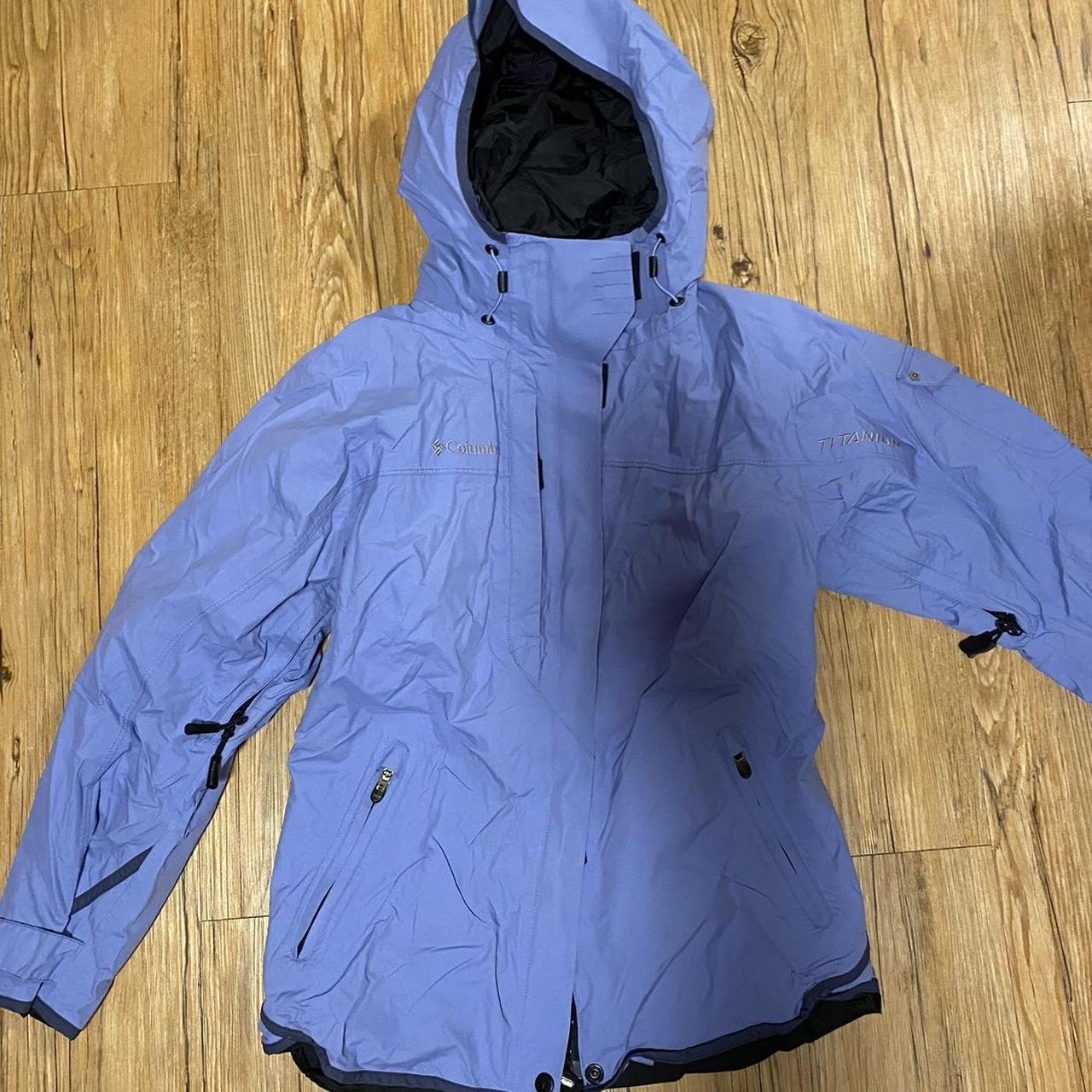 Gorgeous condition vintage Columbia soft shell... - Depop