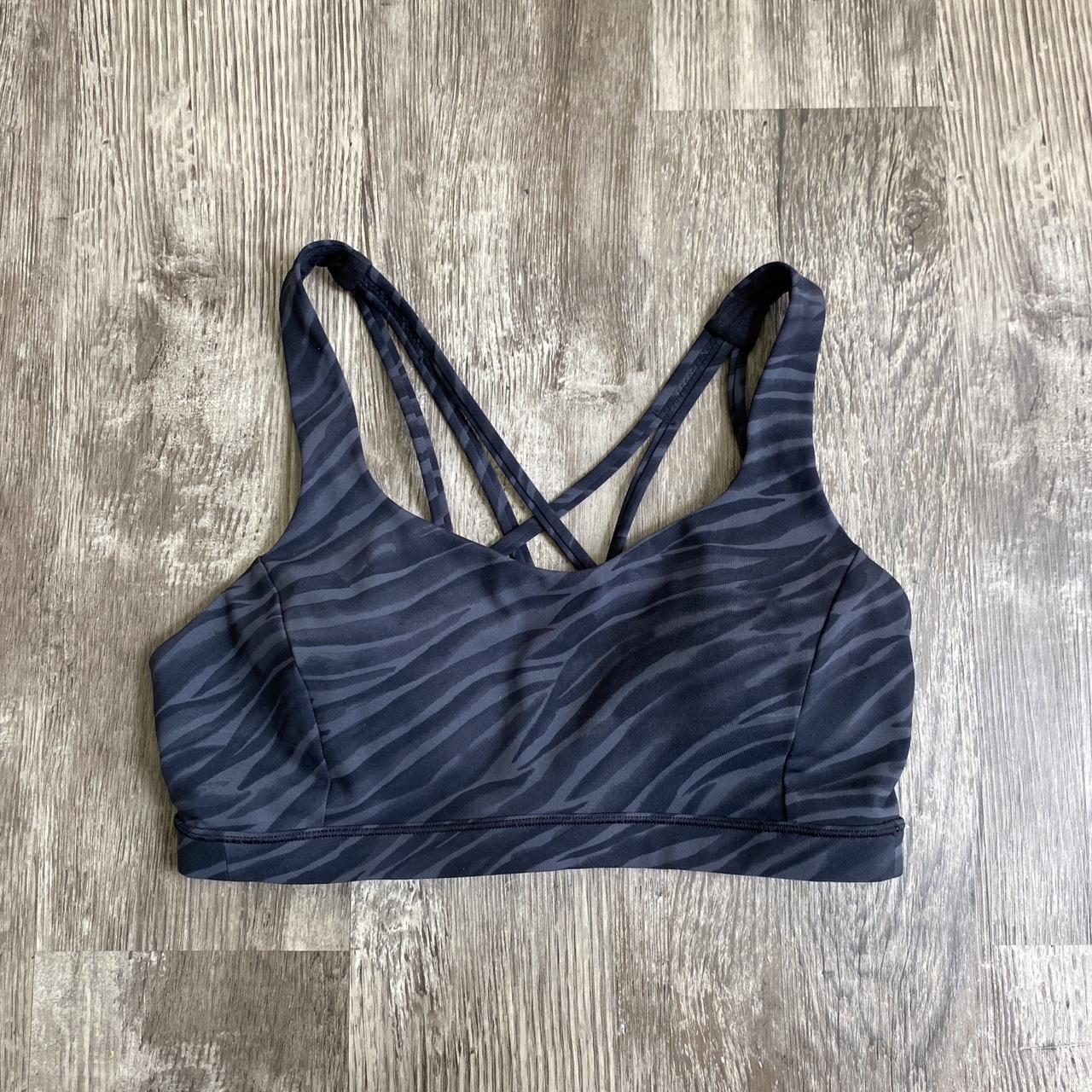 Lululemon Zebra Sports Bra Size 4 Depop