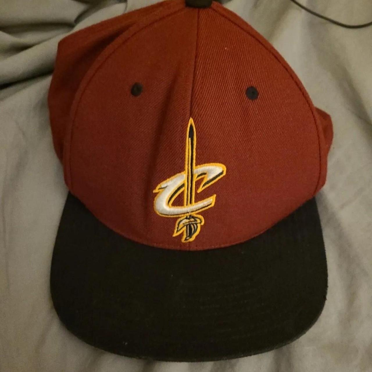Cleveland Cavaliers NBA Basketball Strapback Hat Cap Mitchell