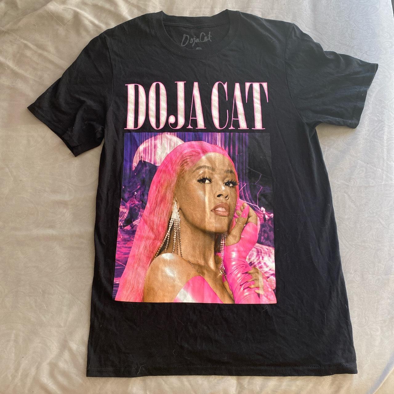 Hot Topic Black and Pink T-shirt | Depop