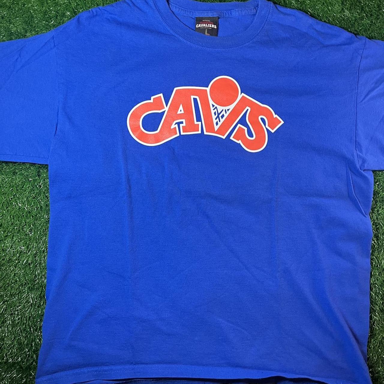 Vintage shop cavs shirt