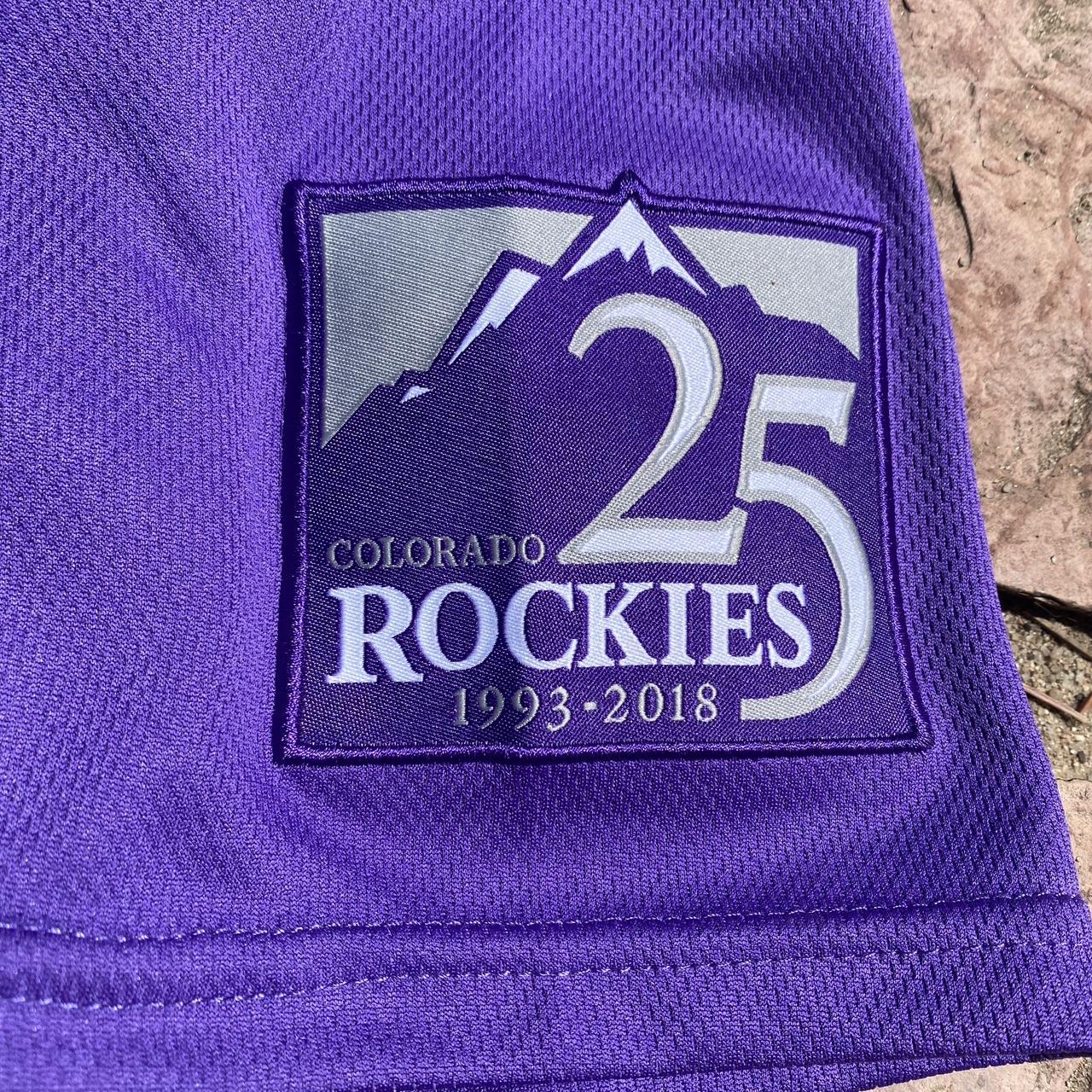 VINTAGE COLORADO ROCKIES TEE! SIZE LARGE! MESSAGE ME - Depop