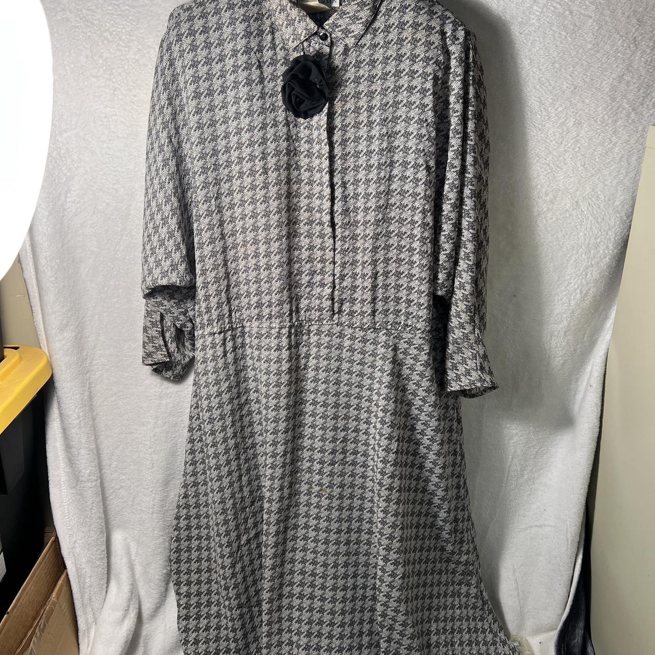 item listed by da_finds