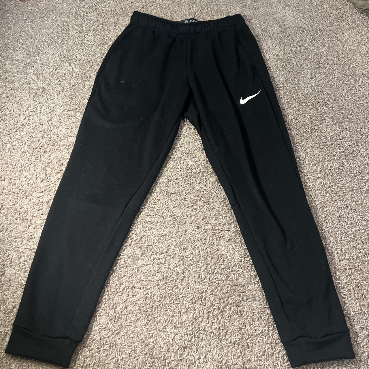 Nike Women's Black Joggers-tracksuits | Depop