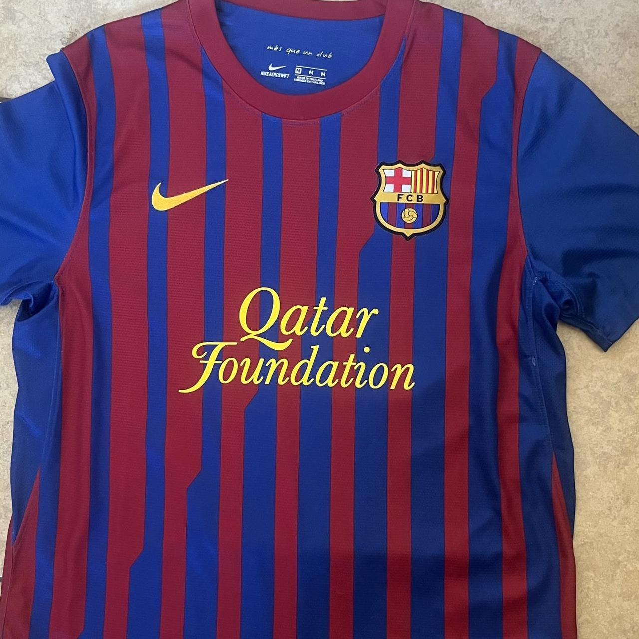 Barcelona Nike シャツ 青 赤 Qatar Foundation Barcelona Nike シャツ