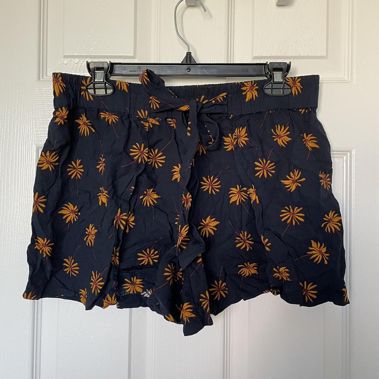 Paisley Print Swim Trunks Real nice navy blue - Depop