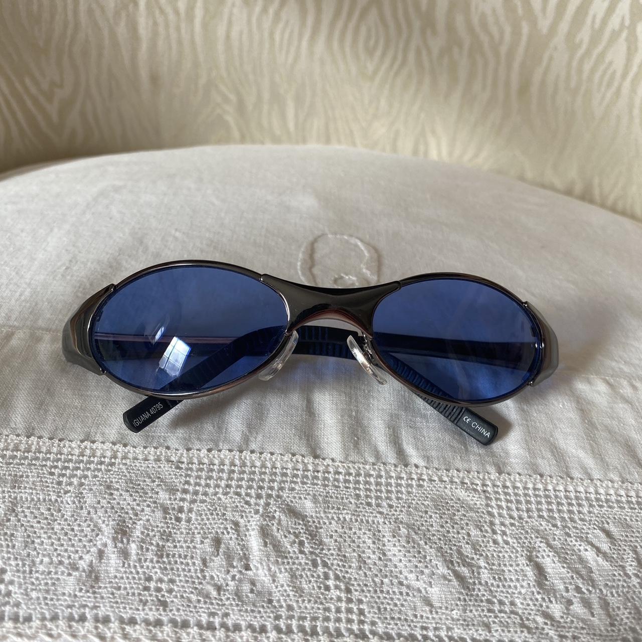 Oakley Women's Black and Blue Sunglasses Depop