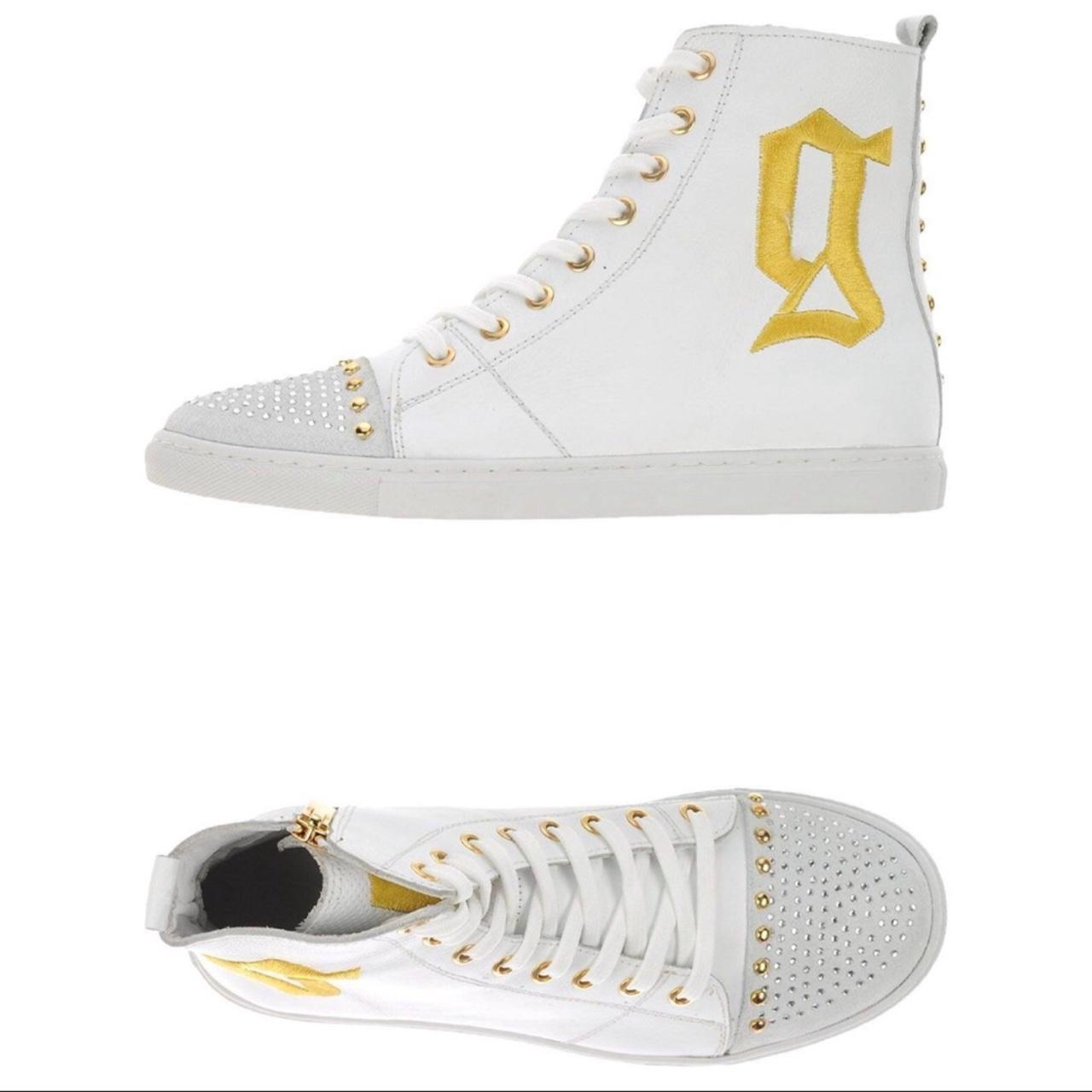 comfy white leather sneakers