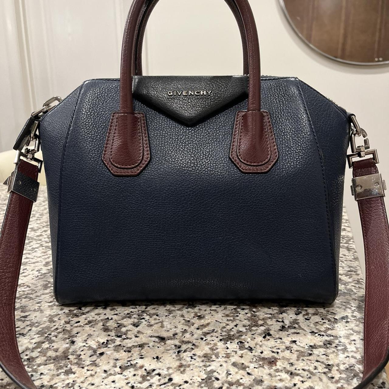 Givenchy hotsell antigona navy