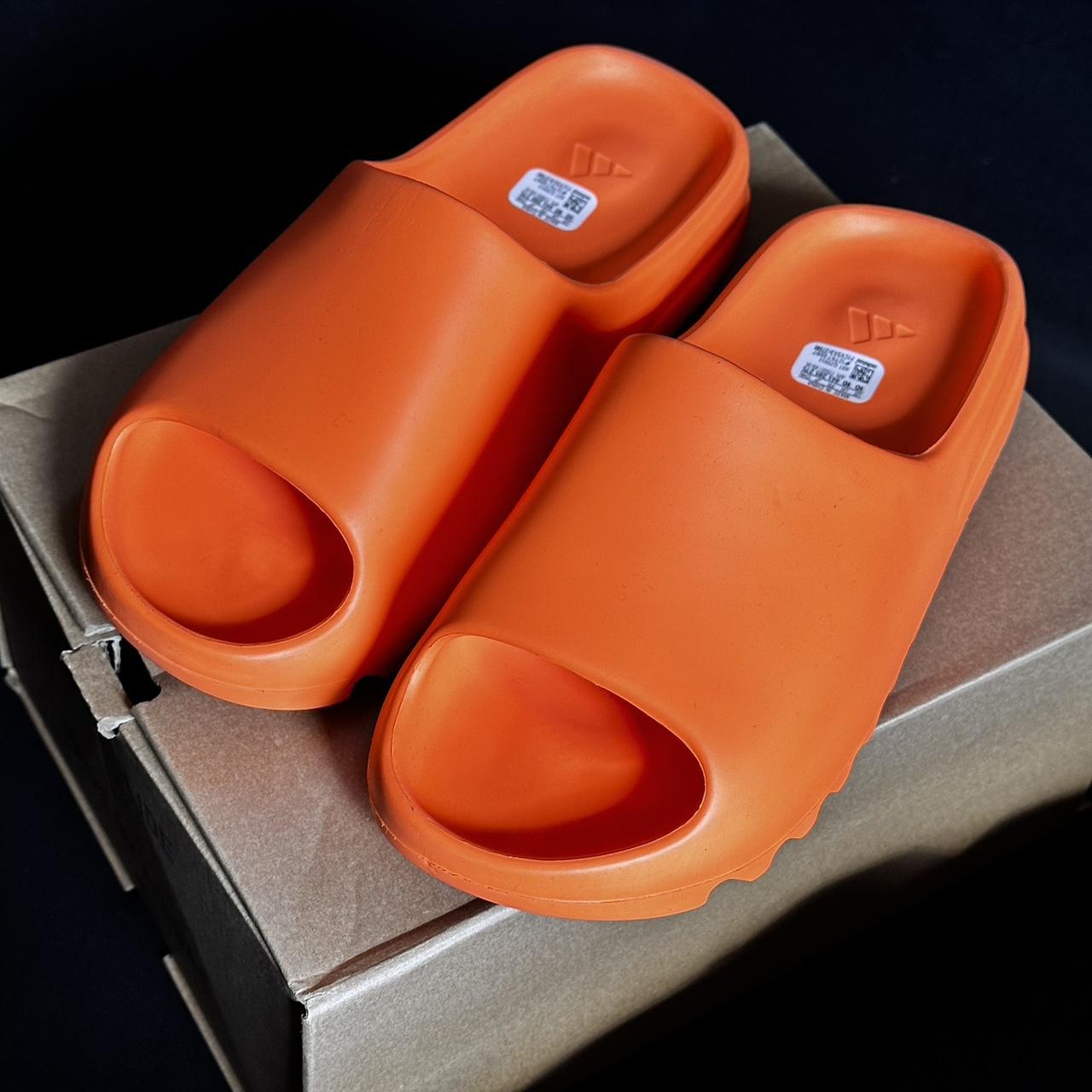 mens yeezy slides stores