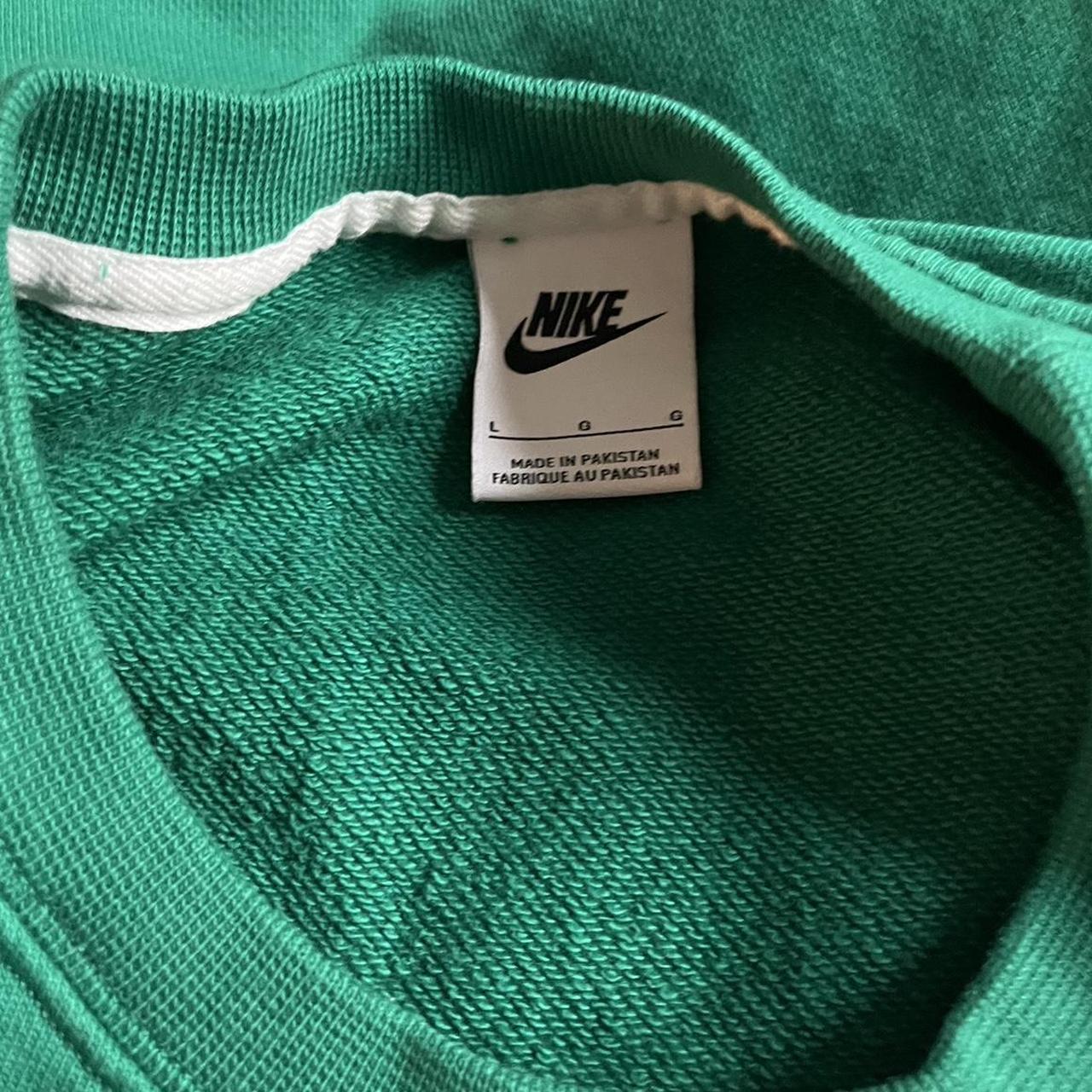 Vintage 90s Nike Crewneck Nice cream color with the - Depop