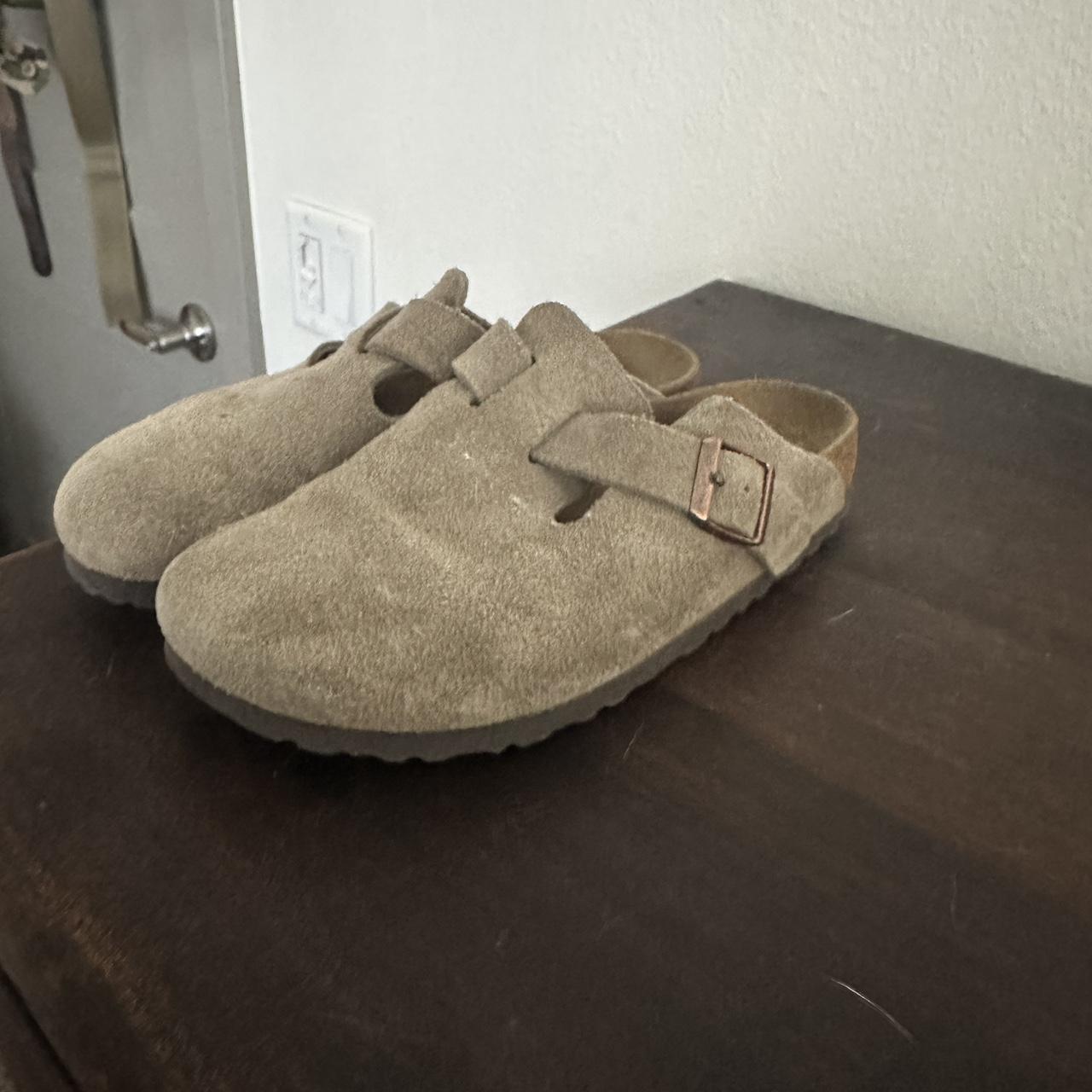 Taupe Boston clogs birkenstock In great... - Depop