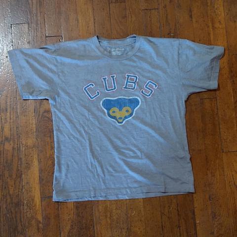 Wright & Ditson Chicago Cubs T-Shirt. Size XL on - Depop