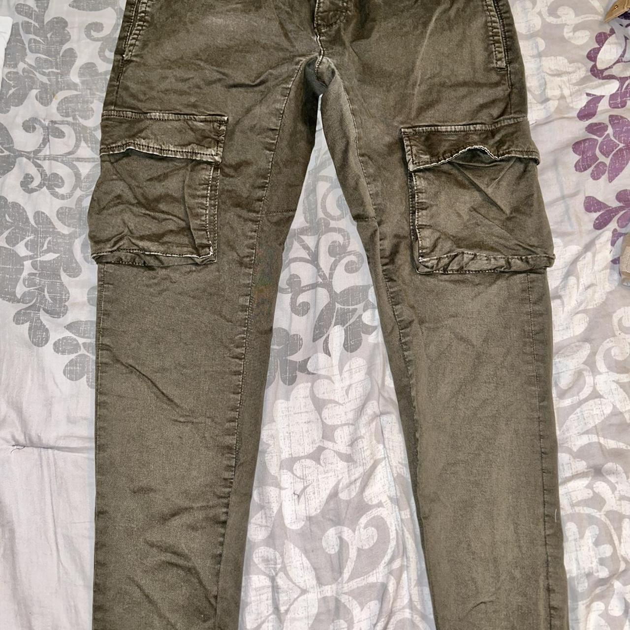 Zara olive green cargo ‼️ 1in alteration done inside... Depop