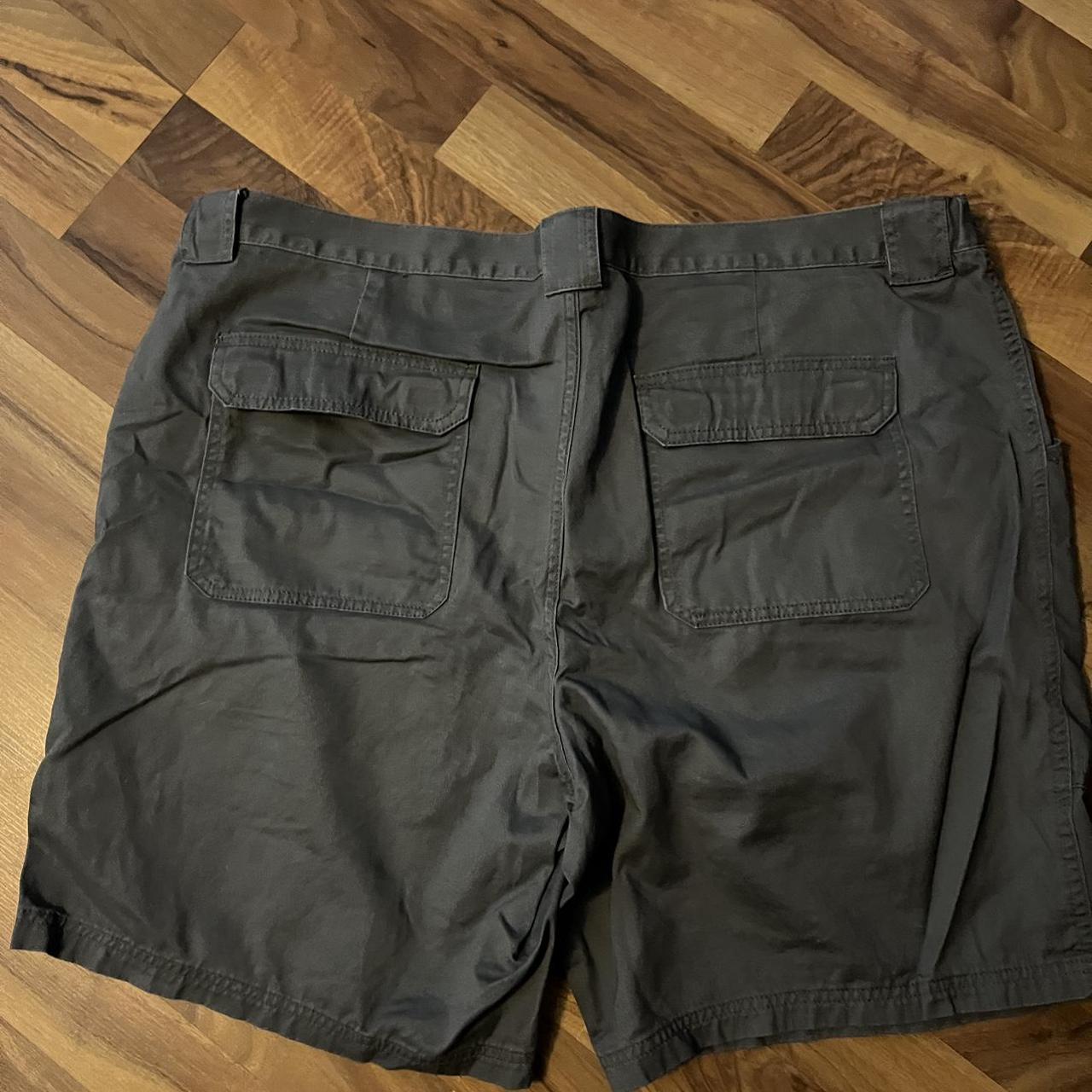 Croft & Barrow Men's Grey Shorts | Depop