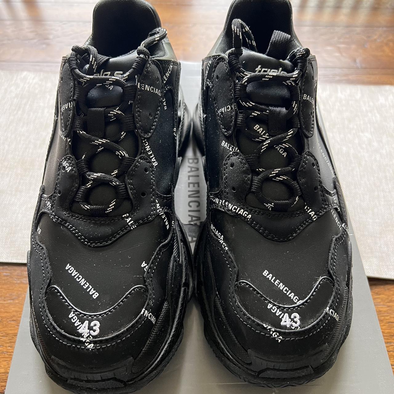 Balenciaga hot sale triple trainer