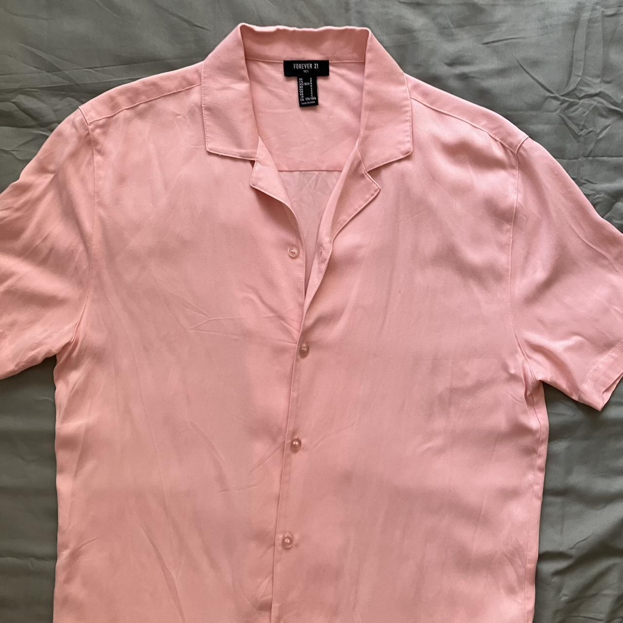 🍒FOREVER 21 pink button up🍒, ▪️tagged men’s S,