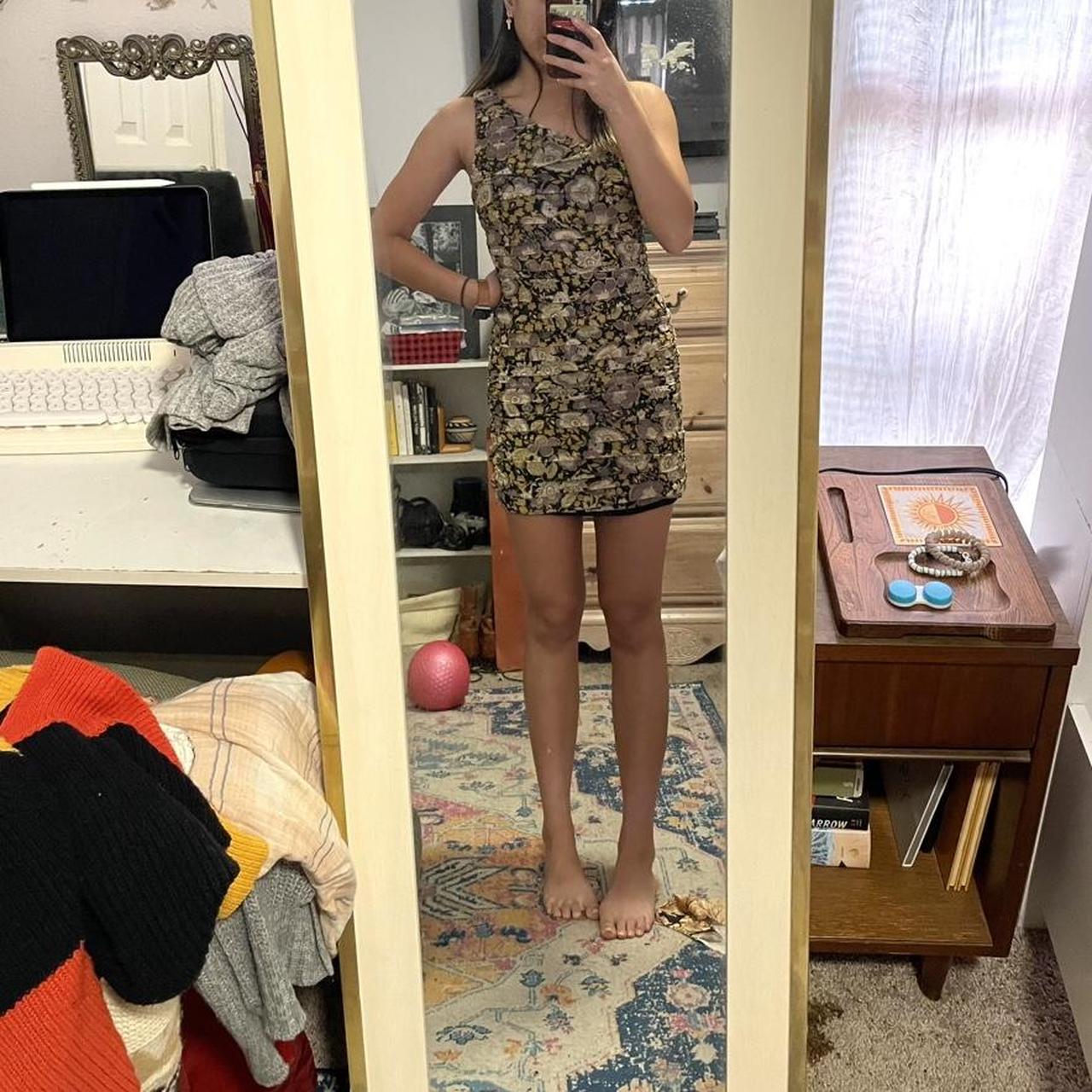 NWT Zara one shoulder floral dress Depop