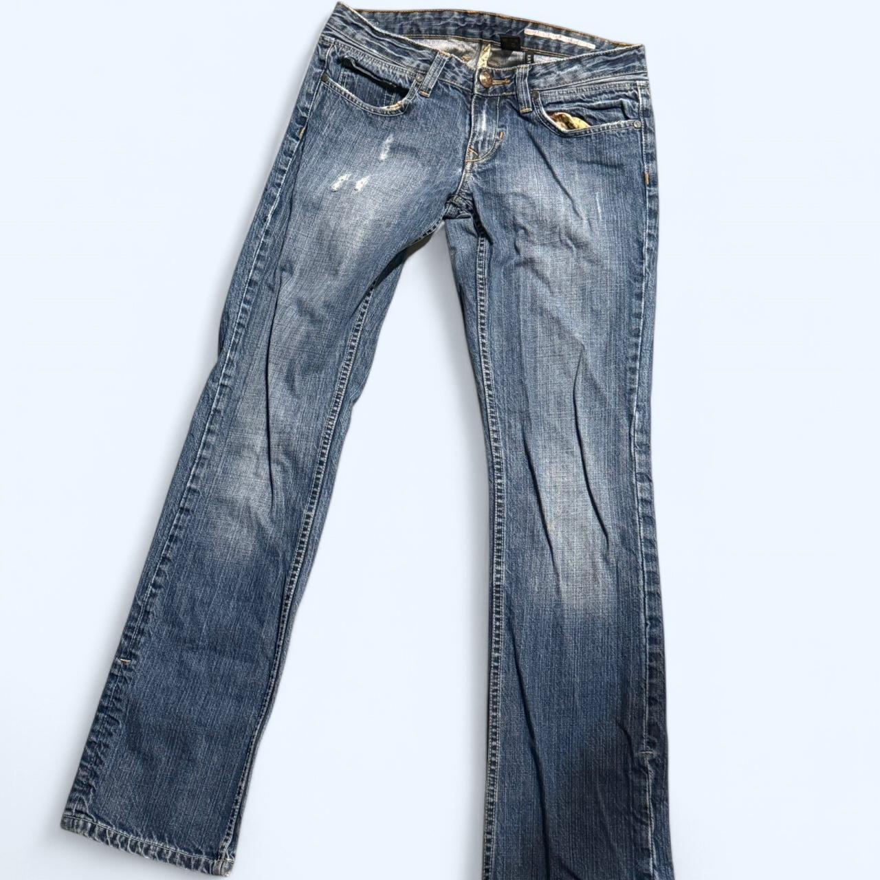 item listed by planetbitchhh