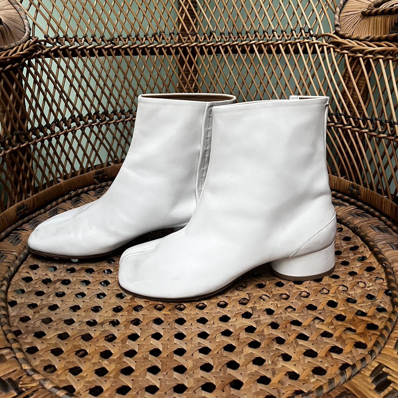 Maison Margiela Women's White Boots (3)