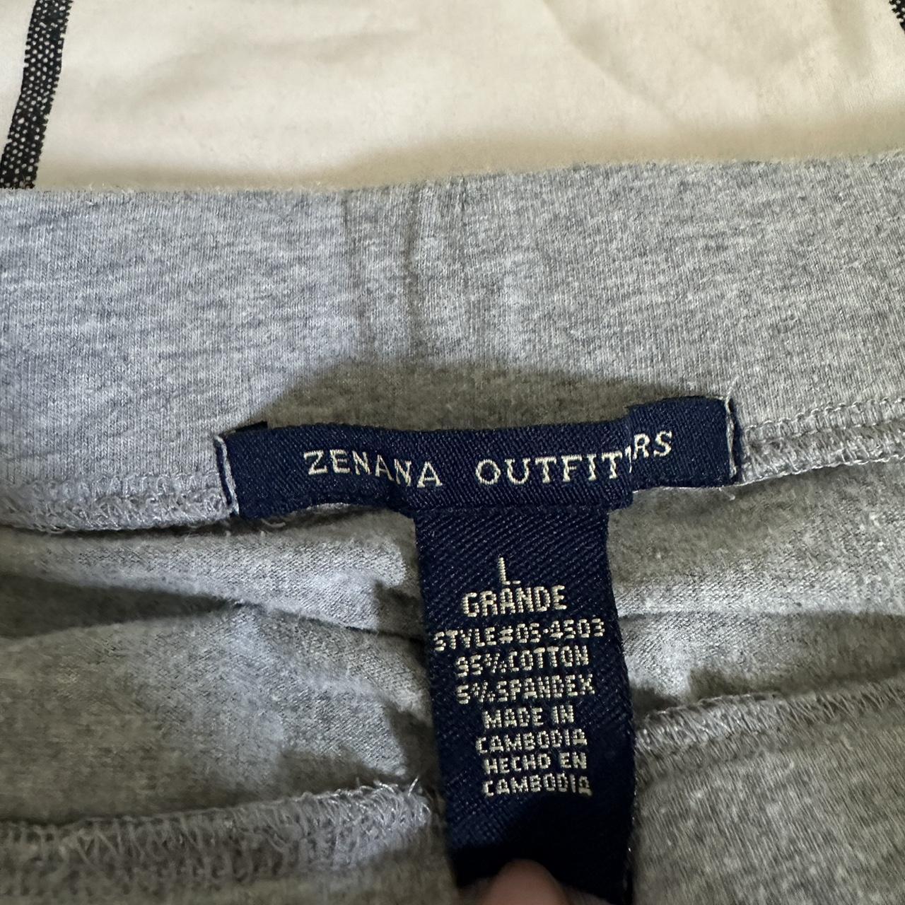 Zenana outfitters thrifter mini skirt Cotton material🩶 Depop