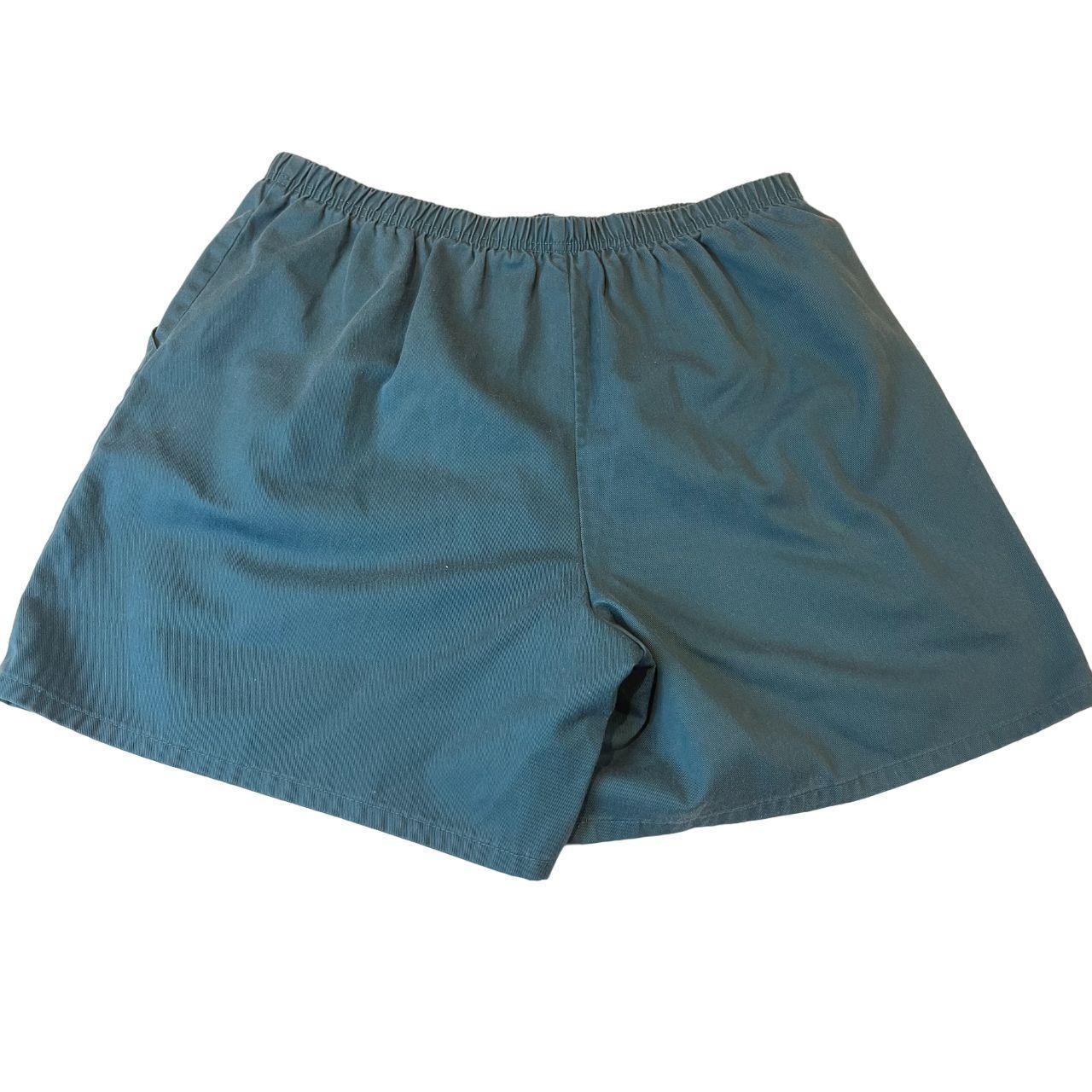 White stag shorts sales with elastic waist