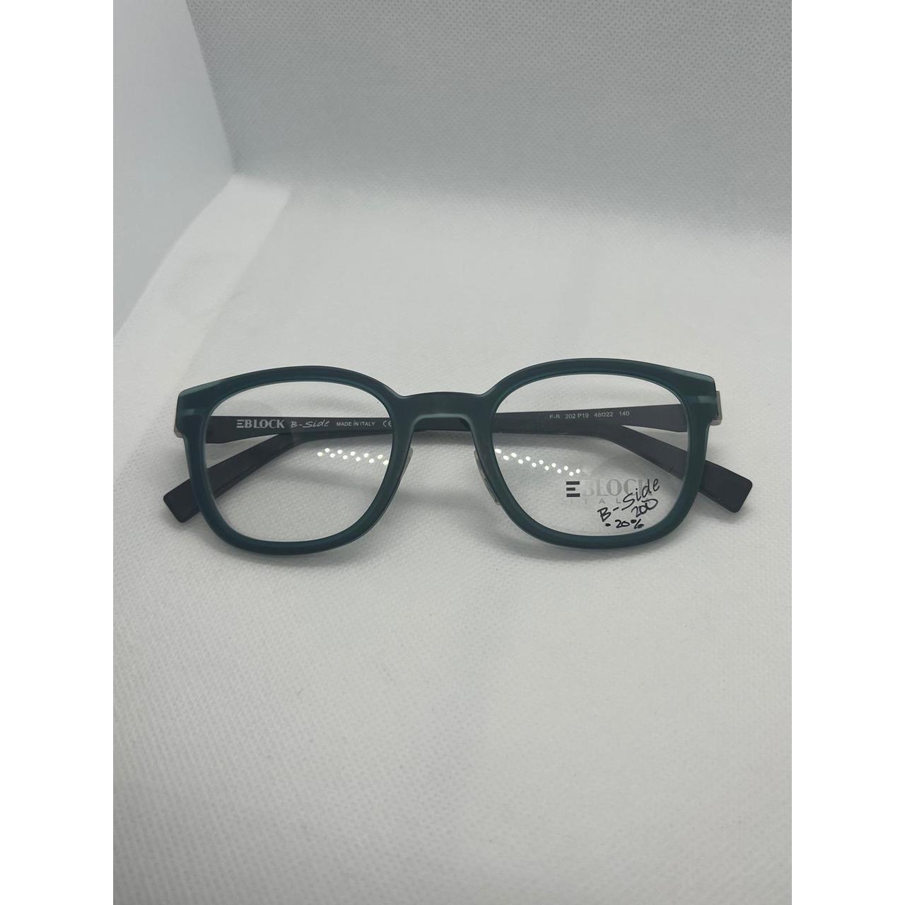 item listed by j4n3ll3454und3r5