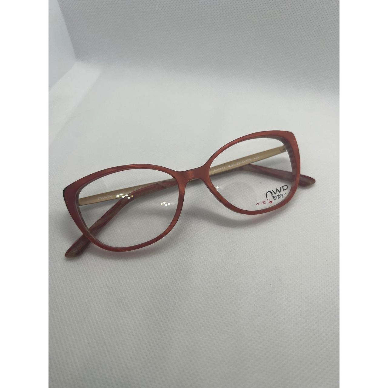 item listed by j4n3ll3454und3r5