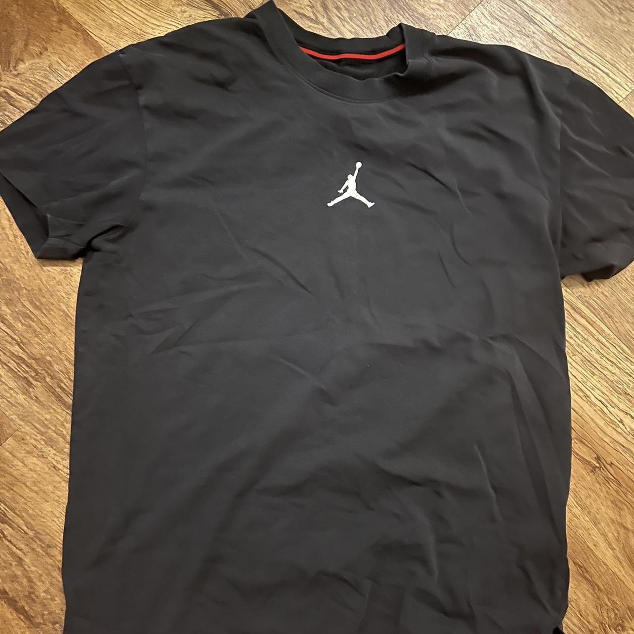 Jordan Men's Black T-shirt | Depop