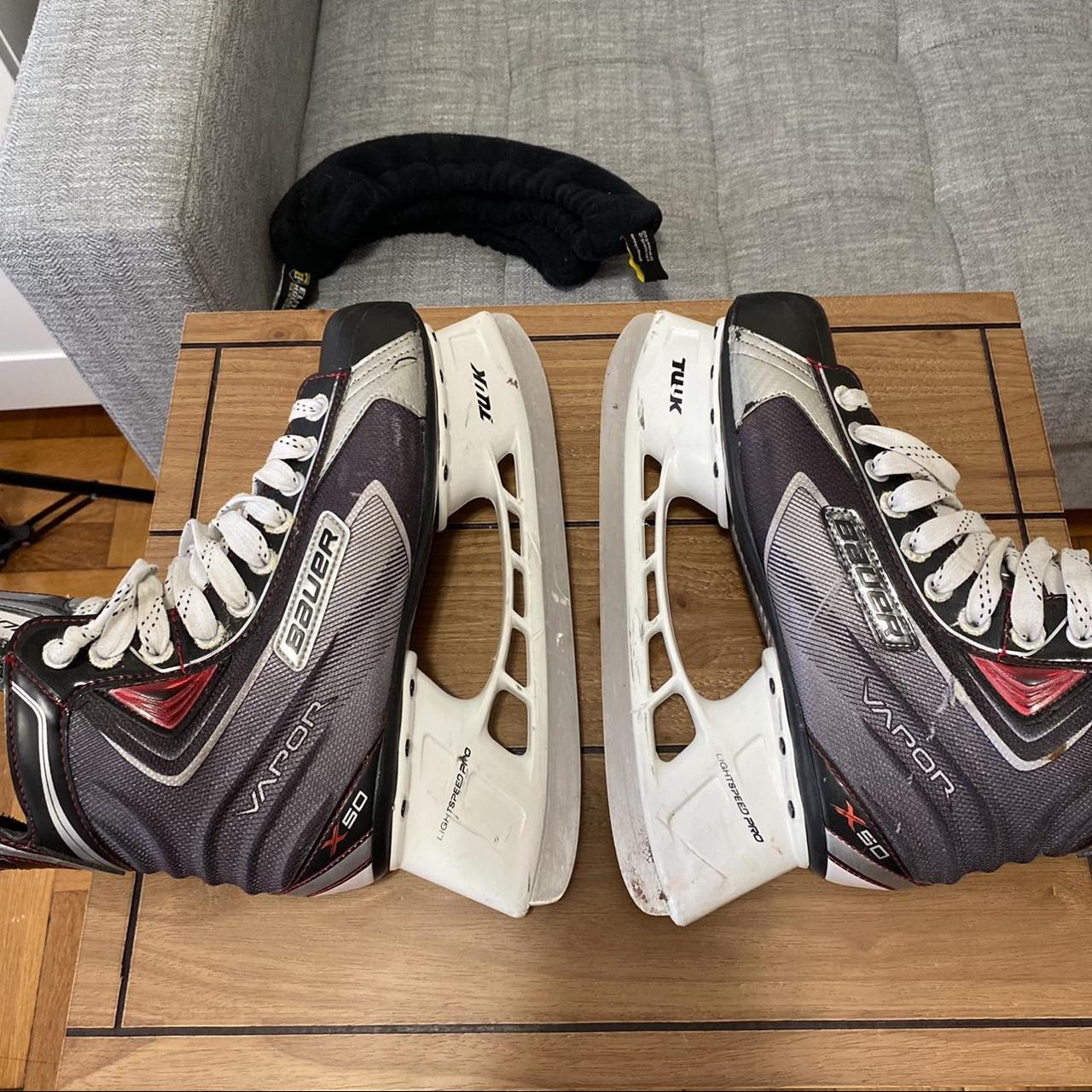 BAUER Hockey Skates, are in very good condition, - Depop
