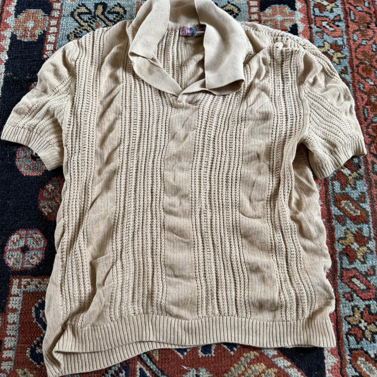 item listed by sidequestvintage_