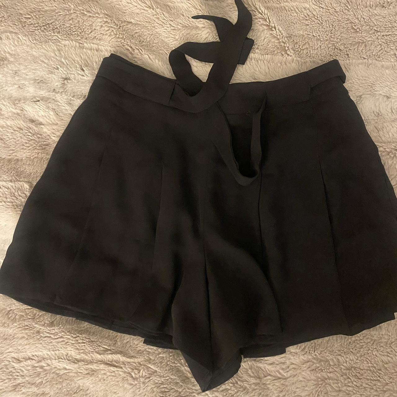 Black flowy skort Aritzia Sunday Best. Size 2, brand... - Depop