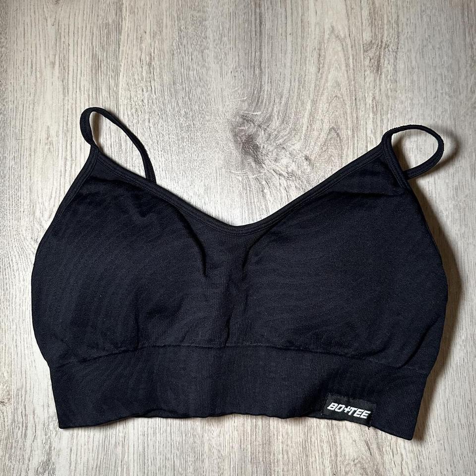 Bo+Tee size small sports bra - Depop