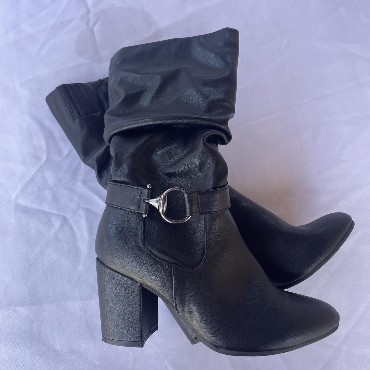 Women’s Black boots - Depop
