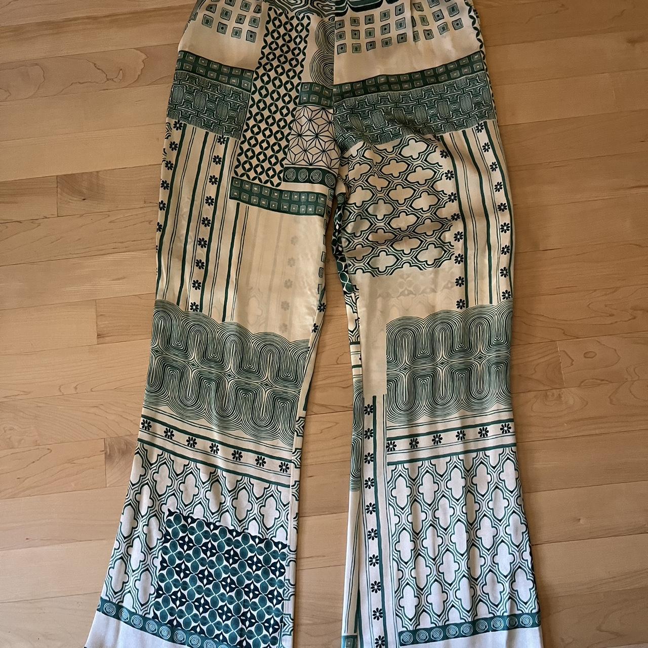 Stone Cold Fox Women's Green and White Trousers